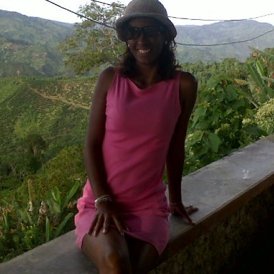 laurita_go89's profile picture. 1000% original