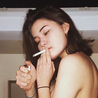 jennifer_c67y's profile picture. There are no good girls. Only the boring ones. Do I look boring?