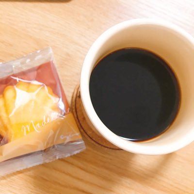 趣味で珈琲を淹れて楽しんでいます。ペーパードリップと最近はサイフォンにも手を出しました。#コーヒー #coffee #どりっぷ #家カフェ