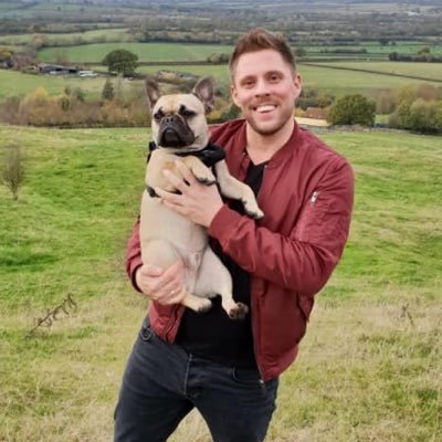 NHS Staff - Married fun loving guy, ❤️s Yoga & Dancing. ❤️s French Bulldogs.🌈🙂🐶 Pronouns - He/Him/His