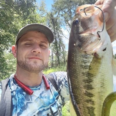 A serious as hell bass fisherman with a heart of gold. Carefree courtesy trustworthy and handsome as it gets. I truely am blessed. Fishing Logan Martin Lay Lake