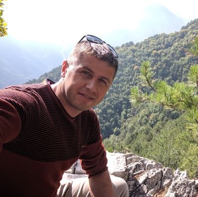 AlexV73374728's profile picture. 