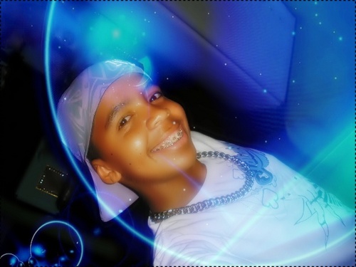 FeehMendes1_'s profile picture. A mente que se abre a uma nova idéia jamais voltará ao seu tamanho original.