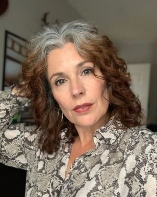 AnitaDesmond3's profile picture. Simple and soft hearted