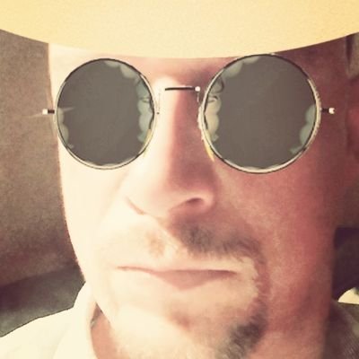 MelekTaus17's profile picture. loneliness is the hardest