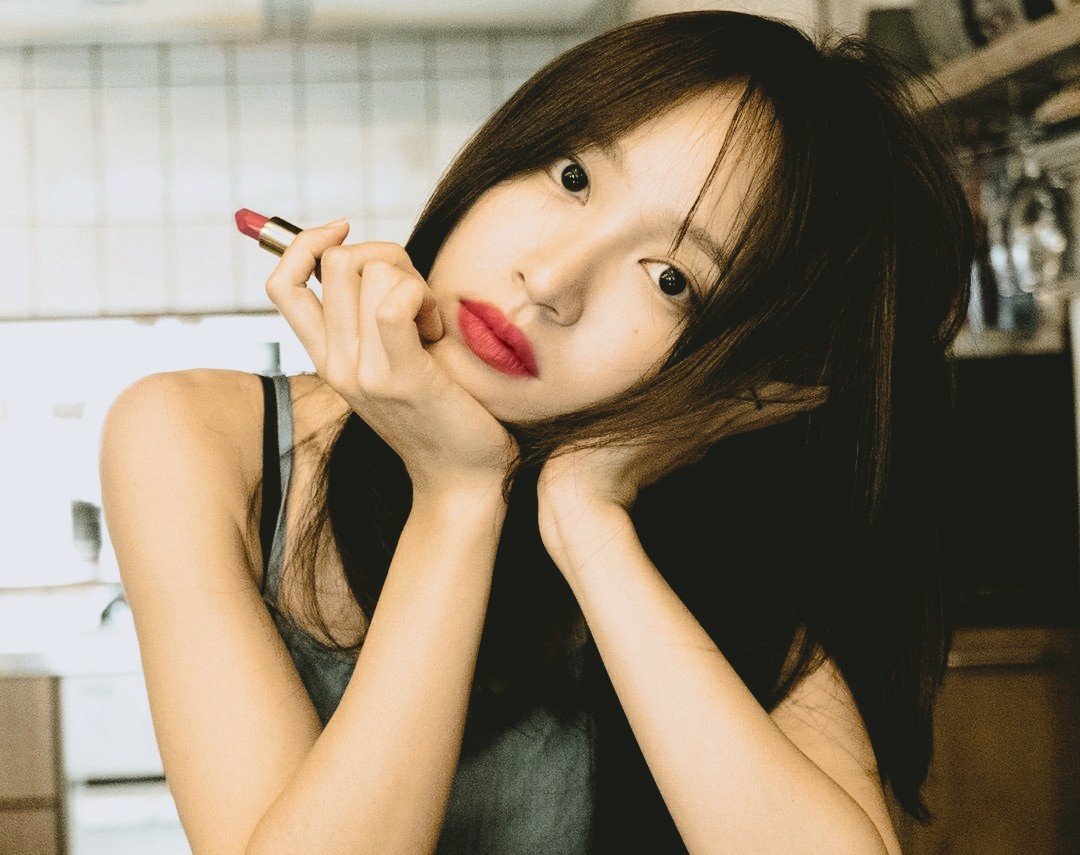 menyeIir's profile picture. ㅤ ㅤ ㅤ ㅤ ㅤ ㅤ ㅤ ㅤ 𝟭𝟵𝟴𝟵, 𝐌𝐚𝐡𝐞𝐬𝐰𝐚𝐫𝐢 𝐑𝐚𝐤𝐡𝐬𝐡𝐚𝐧𝐝𝐫𝐢𝐧𝐚. ㅤ ㅤ ㅤ ㅤ ㅤ ㅤ ㅤ ㅤ ㅤ ㅤ