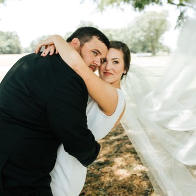 Dreamer. Creative. Wife. Teacher. @clifftcreative @MatneyVFL • Doing all things with purpose. Romans 8:28