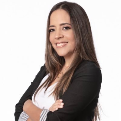 claumarquezp's profile picture. Ecuatoriana, y eterna optimista. Profesora en FCSH-ESPOL