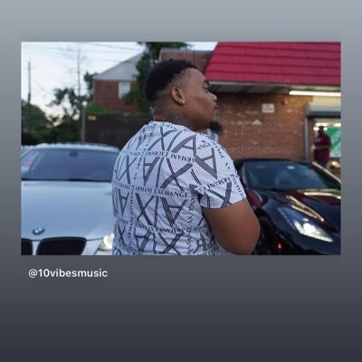 BredSett Entertainment!!!! Follow me on Instagram @BSEKEEMO @TIKTOK@FB COOP KEEMO‼️Listen to my music on YouTube and SoundCloud!!!! Apple Music