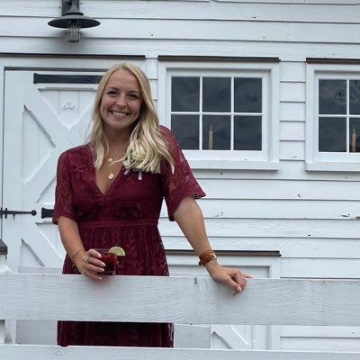 dani_mcsweeney's profile picture. I believe in a little more kindness, and a little less judgement | @PointParkU Alum | Previously @Penguins, @heinzfield, @perfectgameusa