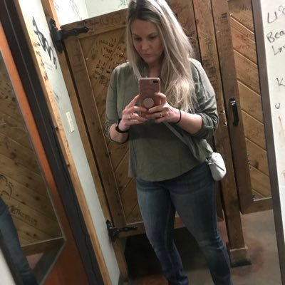 NikkiDenney3's profile picture. 