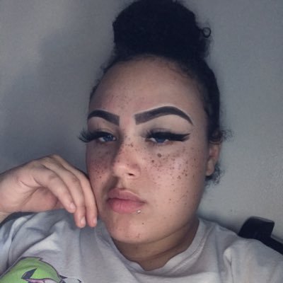 iAmPocahontas97's profile picture. LG(B)TQ 🏳️‍🌈❤️🌈23😘|Cʟᴀss Oғ '20👩🏻‍🎓| Mᴇᴅɪᴄᴀʟ Sᴛᴜᴅᴇɴᴛ 📚🧬👩🏻‍⚕️💉 Cashapp:$CamSmith95