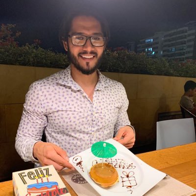Abogado, Adminiatrador de negocios internacionales Upb, maestría en fiscalización internacional Unir Médico en formación Udes .