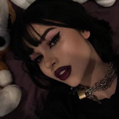 Baby the goth Apple icon