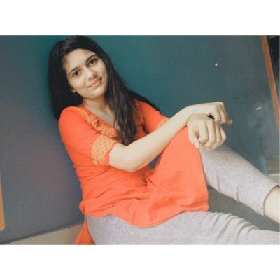 shrutipandey__'s profile picture. Feel the little things ❣️