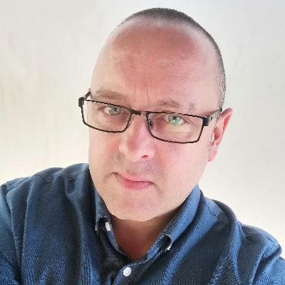 Dad to the AMAZING trachy and vented Sophie Patmore, Husband to Nettie, Owner of Blue Spark Digital Marketing. Based in Surrey, UK.