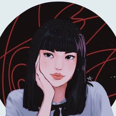 Shallae5's profile picture. 