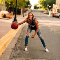 Alayna Lindquist (@alaynalindquist) 's Twitter Profile