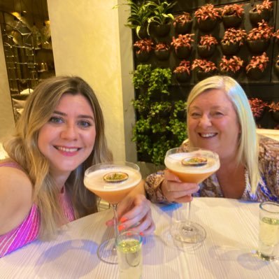 CEButterick's profile picture. Yorkshire lass & aspiring DJ. Feminist. Activist. Optimist. ❤️🌎🌼