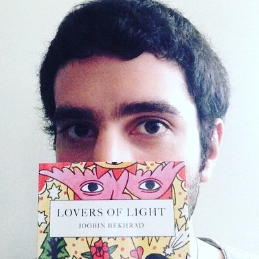 I scribble little poems about the sublime and the sublunary. Books and bio available via https://t.co/QBFeEeXZE7 ✨