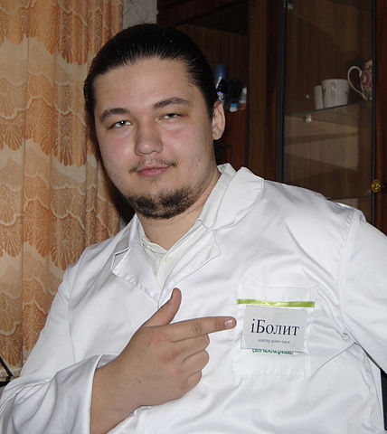 Doctor_Strelya's profile picture. зв'язок з реальністю переривається через 3, 2, 1.....