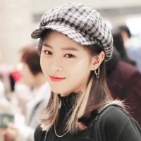 b (@sliptaway) 's Twitter Profile