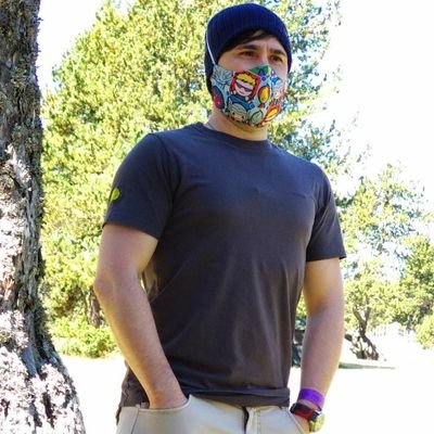 Student, Worker, Sportsman, Tireless seeker of new computer challenges, passionate about Andoid, and developer in my spare time