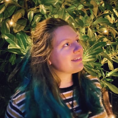 She/her 🌙 Leicester based Freelance Artist 🌱 Puppeteer & puppet maker, clown and all round performer ☀️ I want to grow up to be like Kermit 🐸