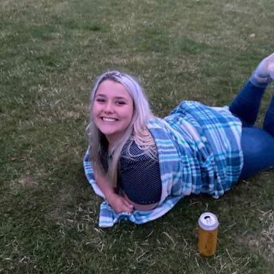 BA Acting student. She/Her Grabbing life by the boobs✨