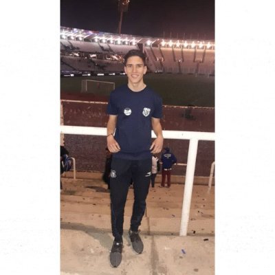 Jugador de Club Atletico Avellaneda❤
Hincha y Socio de Talleres💪💙
La única batalla que se pierde,es la qué se abandona👌