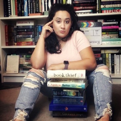 Brebearmckae's profile picture. ~come explore worlds with me~ Prov 16:24 {booktuber, writer, bookstagramer, audiobook narrator, etc}