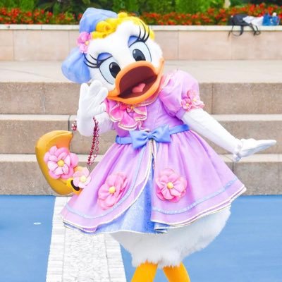 年パス共通🏰🐭𓅿⑅💕推しに貢ぐためにネットビジネス初めました🌈ディズニーと美容が大好きです★ディズニーのお写真沢山アップしていきます📸📸仲良くしていただければと思います( ˊ꒳ˋ ) ᐝ 100%フォロバします✨美容情報なども配信していきます💖