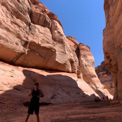 Rowinstons's profile picture. haciendole frente a la vida: haciendole huevos!