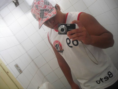 Só morra por aquilo q você realmente acredita.... Mc projota.