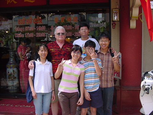 KhongLo's profile picture. Fulton High School, USAF Security Police, Policeman, Letter Carrier, Retired.