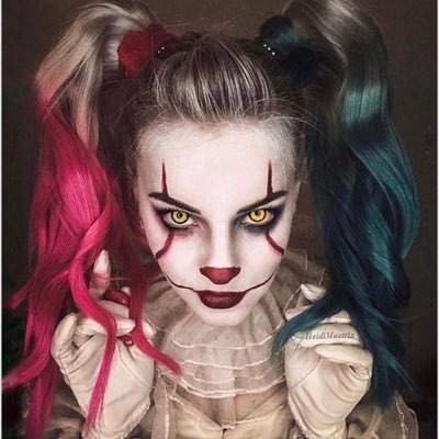 SmellyTh3's profile picture. 