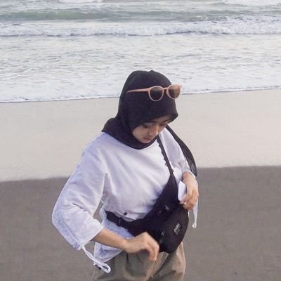 rndaalifa's profile picture. aku siapa