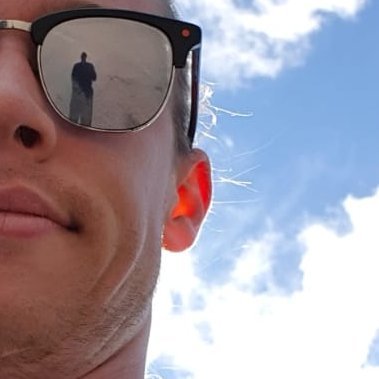 eoindes's profile picture. 