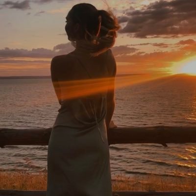 23Natashaa's profile picture. 