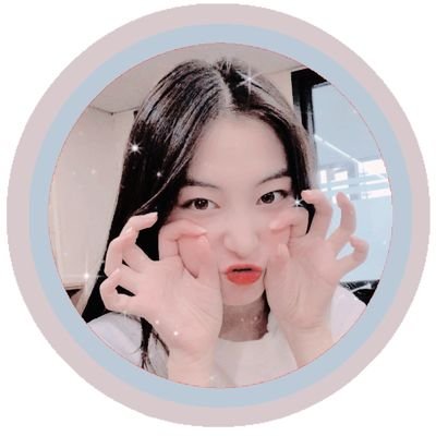 RP ╱ 𝟐𝟎𝟎𝟏 : the last piece of REDSQUARE. purple butterfly is her! she is Kim Bomin. (note: sorry, not following back personal accounts).