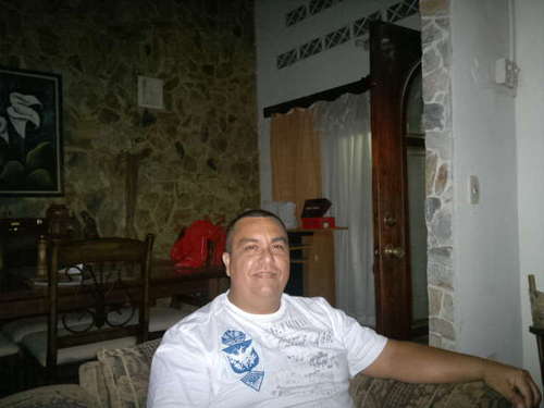 vichencholeon's profile picture. 