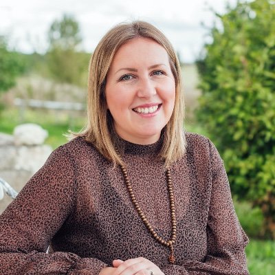 The Mortgage Adviser you’ve been looking for.
Helping mindful women in business get their dream home. 🏠🗝🌿
Turnkey. Bespoke. Holistic.