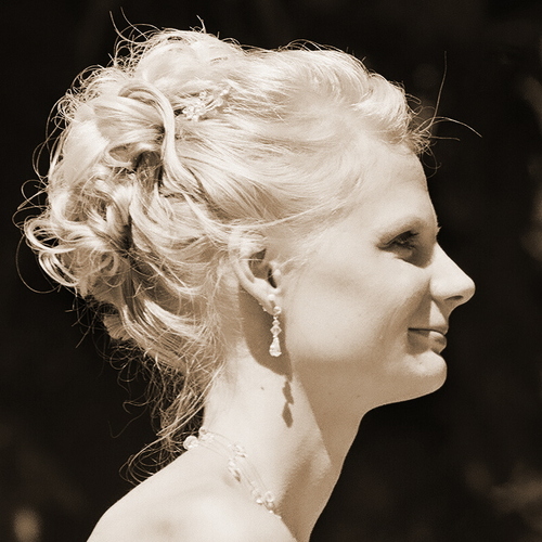 Linzaloowho's profile picture. I am an Independent Presenter for Younique Products. Check out 3D Fiber Lashes!