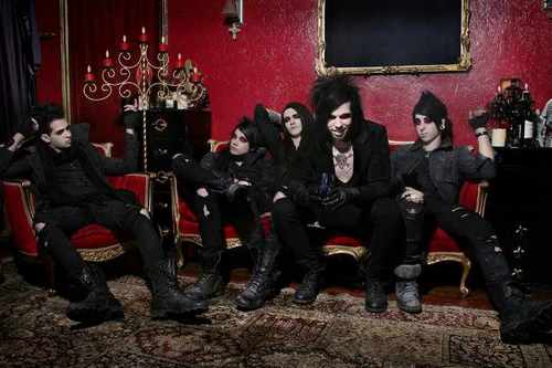 VE_IL_Coven's profile picture. I happened to notice there wasn't a page here for the Illinois fans...so here we go!