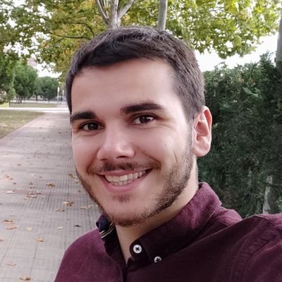 Solucionador de problemas. Apasionado de la innovación, el diseño y la creatividad.