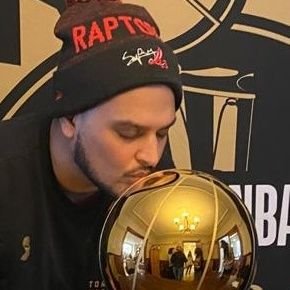 Offdat16's profile picture. This is not a real place 🍉 🧡