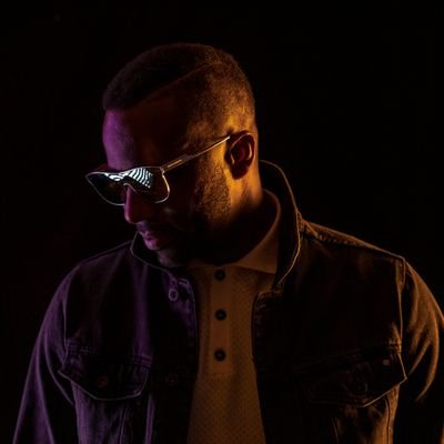 Giving you the best in everything that's House music! 1/2 of the duo @Scooter_Lavelle. For bookings: https://t.co/i3dhHlrwV9