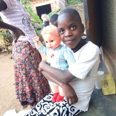 IsmailLumbuye's profile picture. #Alphachildren's shelter with God everything is possible  Stand with the less previledge to create a beautiful environment
