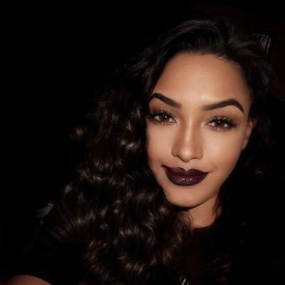 CastleFoxx's profile picture. Screenwriter. Songwriter. Musician. Dancer. Singer.