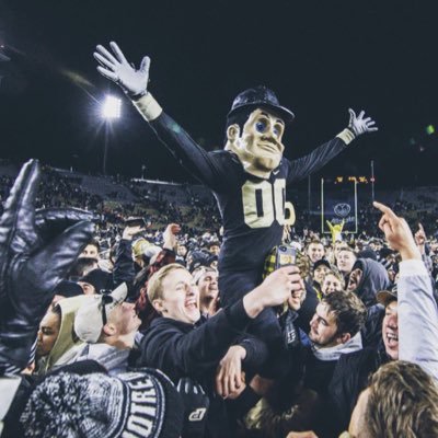 The OFFICIAL Purdue Pete account from Purdue athletics! Follow me to hear what I'm saying and find me around Purdue events! #BoilerUp